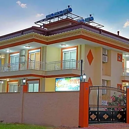 Can Apart Hotel 凯梅尔