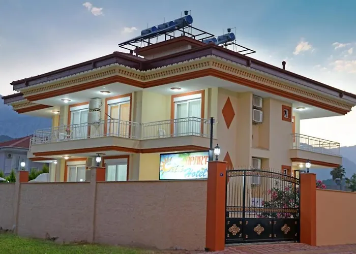 アパートホテル Can Apart Hotel ケメル